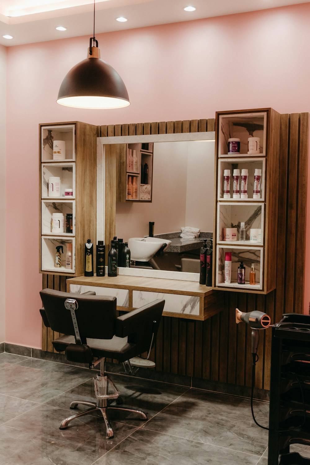 Salon